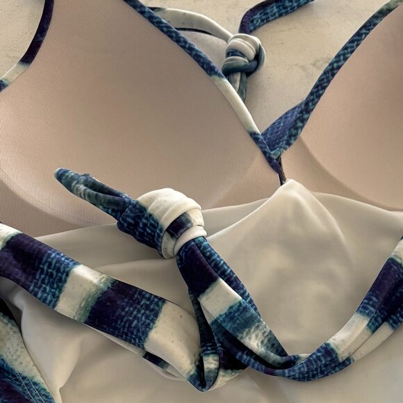 Vix One Piece Swimsuit - Size Small - NWT - Picture 7 of 9